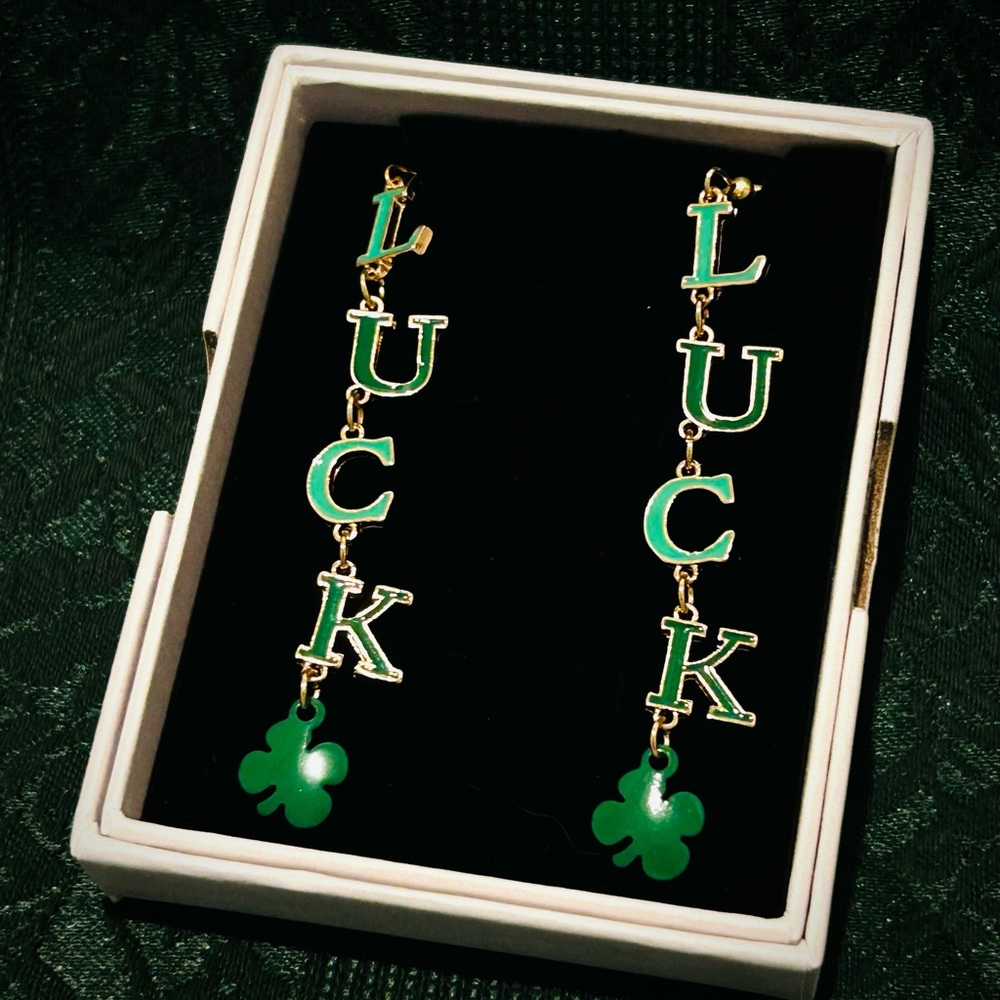 Lucky Irish Shamrock Four Leaf Clover Earrings St Patricks Day Dangles NWOT